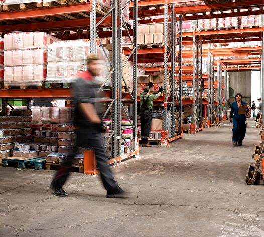 Einblick in ein Logistiklager